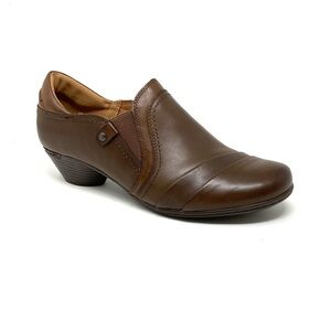 COBB HILL WOMEN'S LAUREL SLIP-ON SHOE Brown Leather NARROW